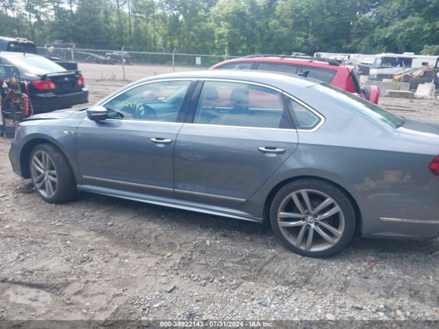 1VWDT7A35HC000447 Volkswagen Passat 1.8t R-line