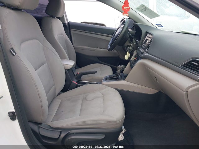 Hyundai ELANTRA SE 2017 5NPD74LF3HH198480 Image 5