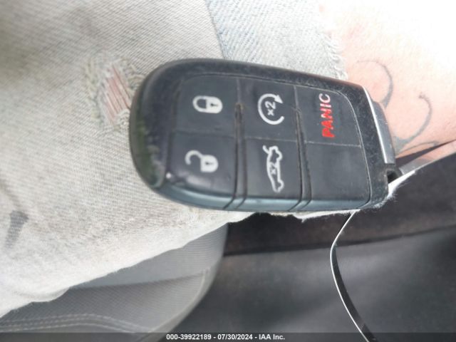 2C3CDXHG0JH133810 Dodge Charger Sxt Plus Rwd