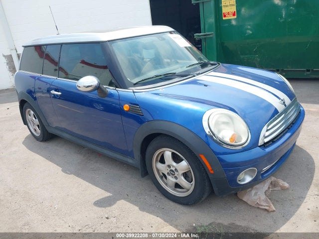 2008 MINI COOPER CLUBMAN WMWML33568TN68410 Photo 0