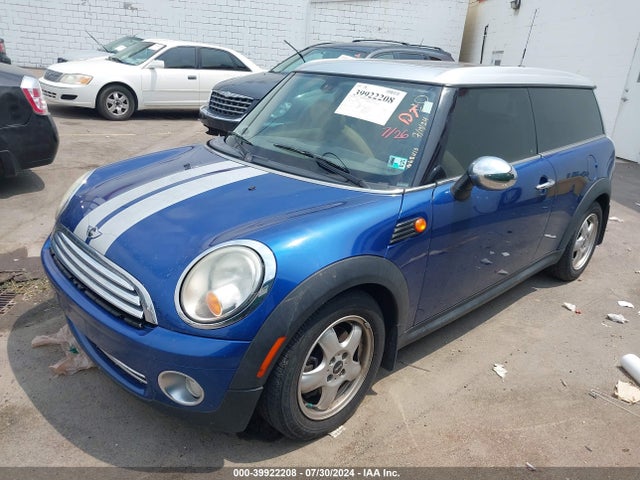 2008 MINI COOPER CLUBMAN WMWML33568TN68410 Photo 1