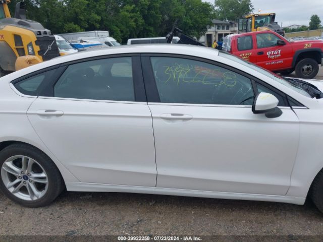 3FA6P0HDXJR232383 Ford FUSION SE