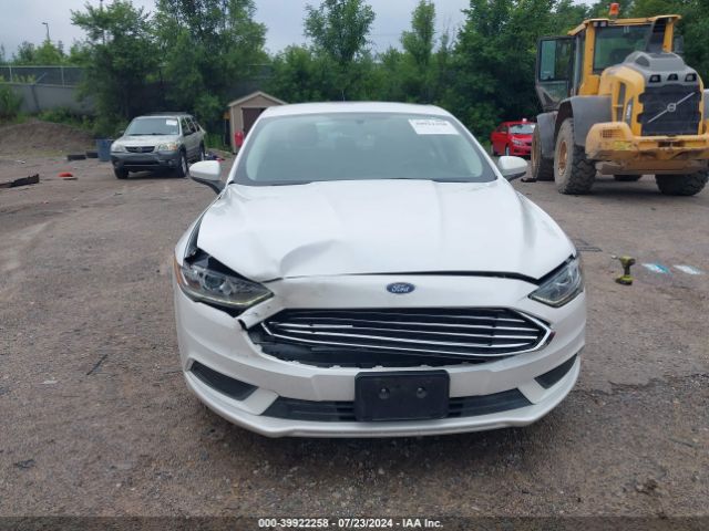 3FA6P0HDXJR232383 Ford FUSION SE