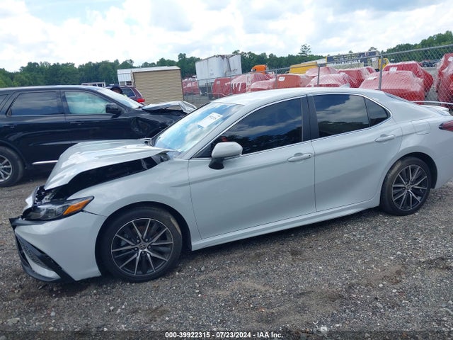 4T1G11AK6PU098015 Toyota CAMRY SE