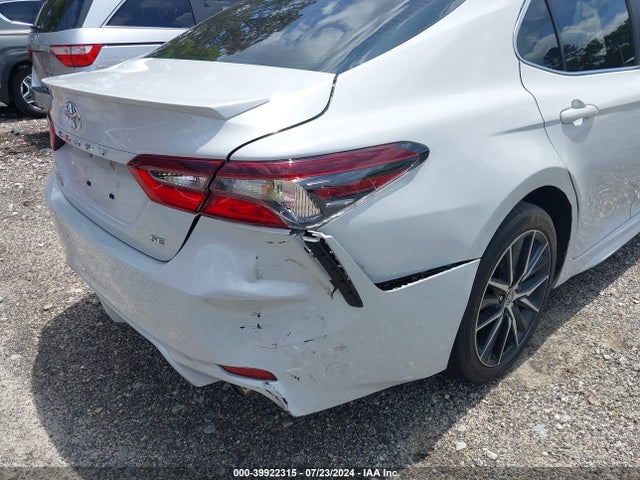 4T1G11AK6PU098015 Toyota CAMRY SE