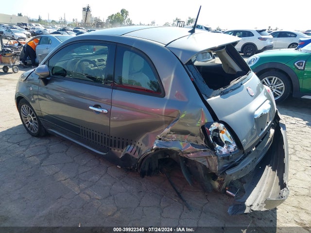2013 FIAT 500 3C3CFFAR3DT741929 Photo 2