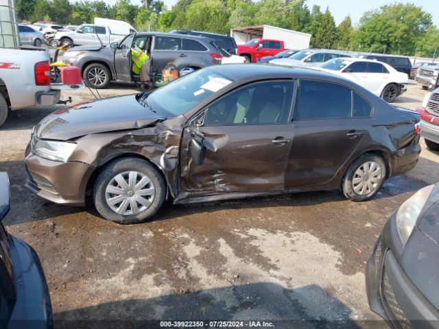 3VW2K7AJ0FM255835 Volkswagen Jetta 2.0l S