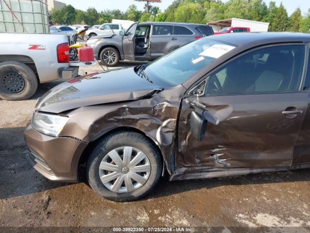3VW2K7AJ0FM255835 Volkswagen Jetta 2.0l S