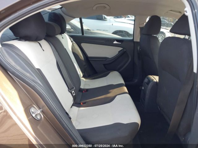 3VW2K7AJ0FM255835 Volkswagen Jetta 2.0l S