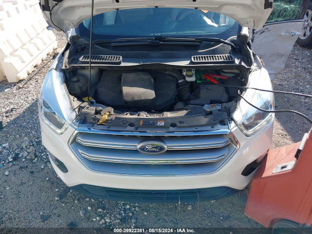 Ford Escape Titanium 2017 1FMCU0J97HUB46460 Image 10