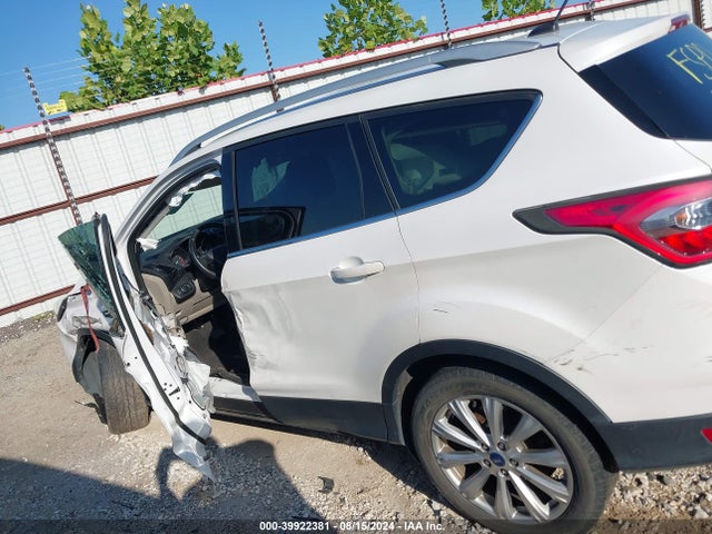 Ford Escape Titanium 2017 1FMCU0J97HUB46460 Image 14