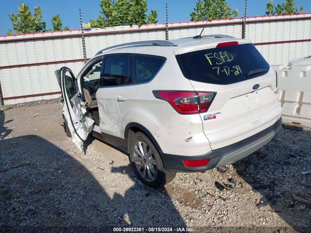 Ford Escape Titanium 2017 1FMCU0J97HUB46460 Image 3