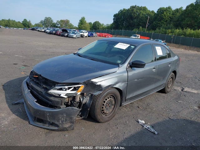 3VW2K7AJ7EM322042 Volkswagen Jetta 2.0l S