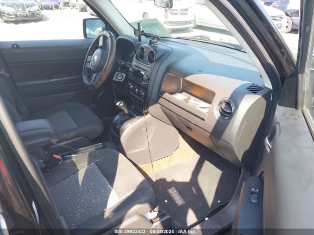1C4NJRFBXED510565 Jeep Patriot Latitude