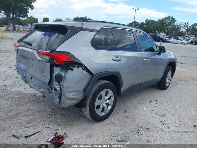 Toyota RAV4 LE 2020 2T3K1RFV5LW060241 Image 4