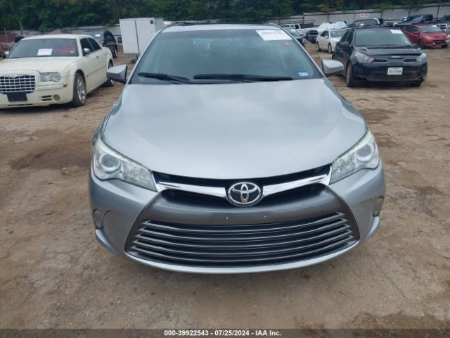 4T1BF1FK8HU680977 Toyota CAMRY XLE