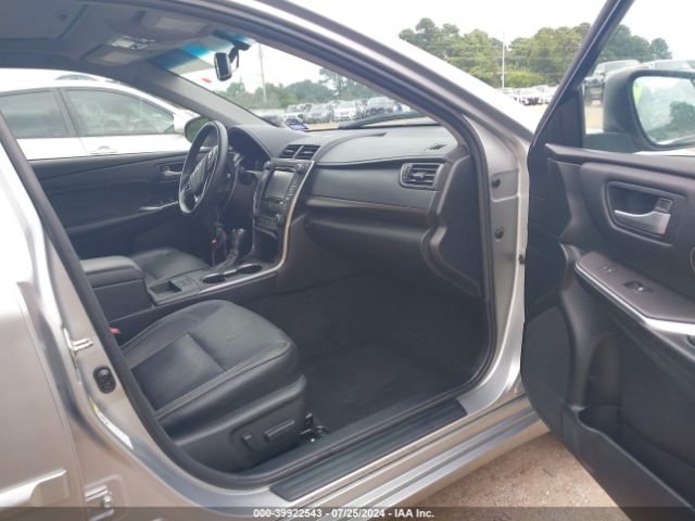 4T1BF1FK8HU680977 Toyota CAMRY XLE