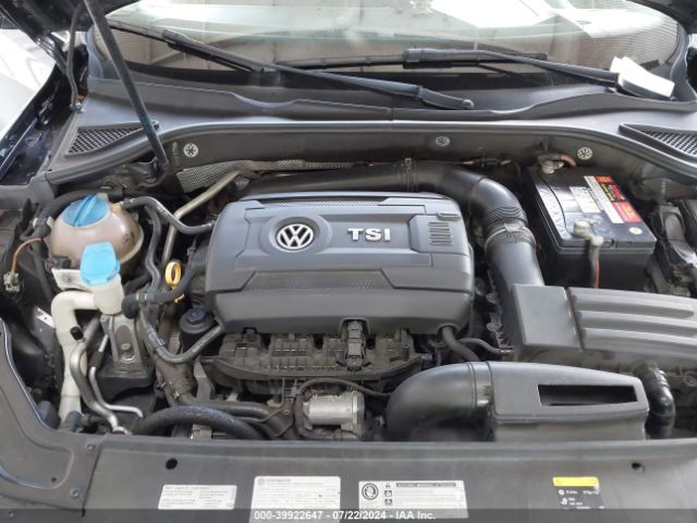 1VWDT7A31HC003216 Volkswagen Passat 1.8t R-line