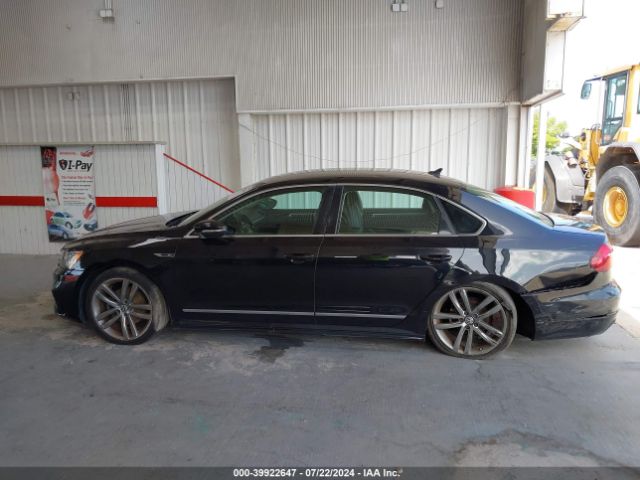 1VWDT7A31HC003216 Volkswagen Passat 1.8t R-line