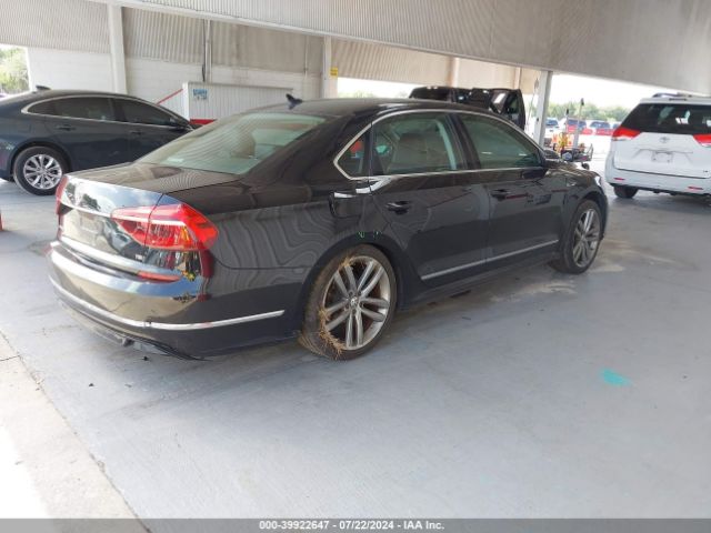 1VWDT7A31HC003216 Volkswagen Passat 1.8t R-line