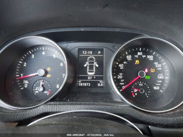 1VWDT7A31HC003216 Volkswagen Passat 1.8t R-line
