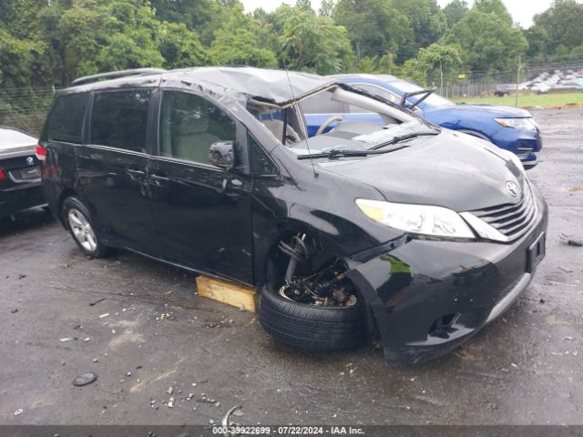 Toyota Sienna Le V6 8 Passenger 2014 5TDKK3DC9ES525197 головне зображення