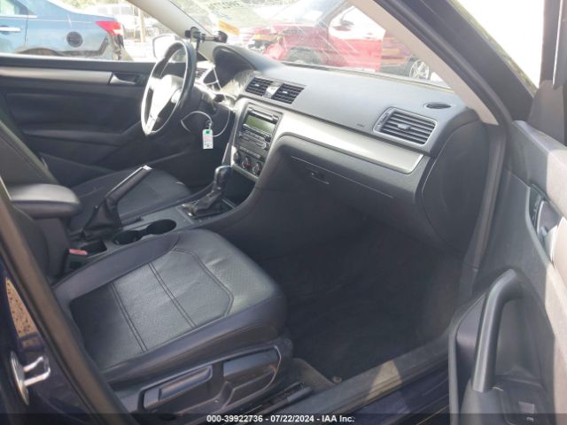 1VWAT7A38FC088801 Volkswagen Passat 1.8t Wolfsburg Edition