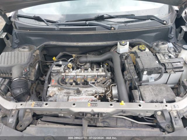 3GNAXJEV5JS550855 Chevrolet EQUINOX LT