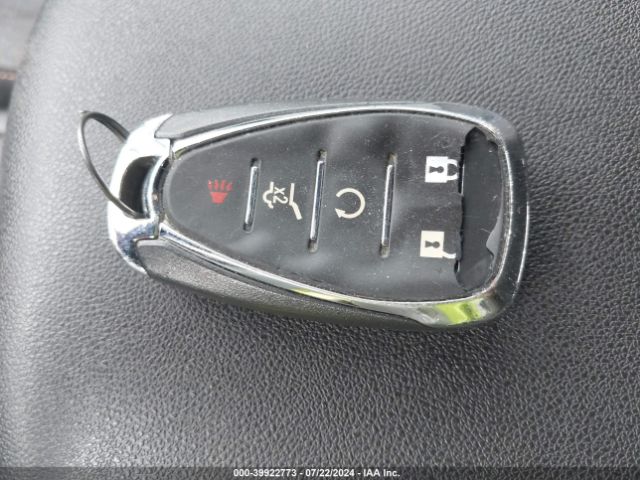 3GNAXJEV5JS550855 Chevrolet EQUINOX LT