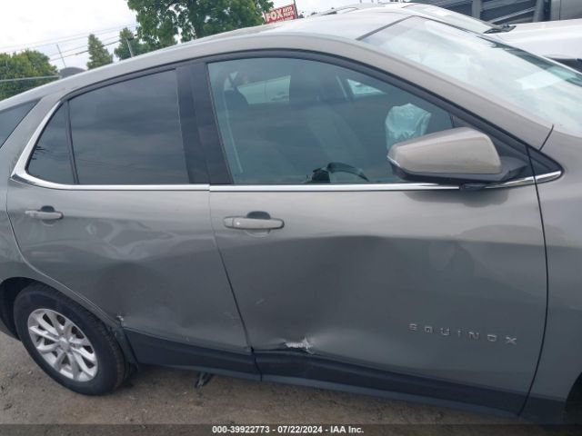 3GNAXJEV5JS550855 Chevrolet EQUINOX LT
