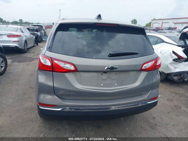 3GNAXJEV5JS550855 Chevrolet EQUINOX LT