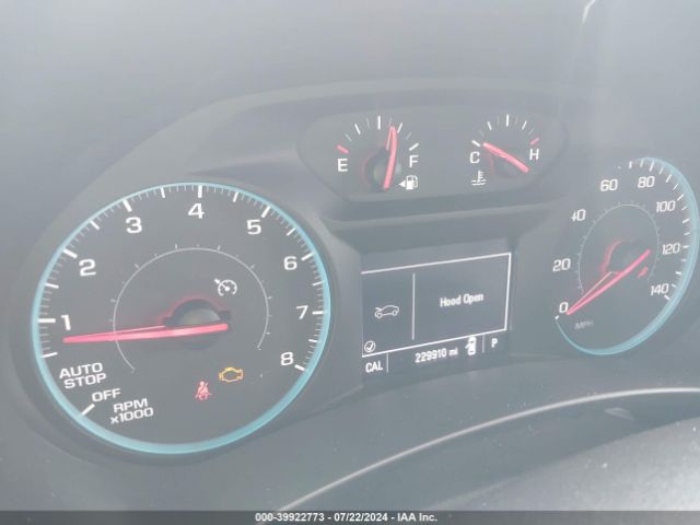 3GNAXJEV5JS550855 Chevrolet EQUINOX LT