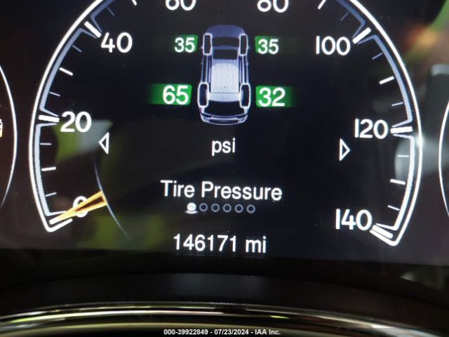 1C4RJFCGXEC128784 Jeep Grand Cherokee Overland