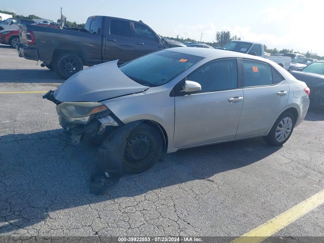Toyota COROLLA LE 2015 5YFBURHE6FP266252 Image 2