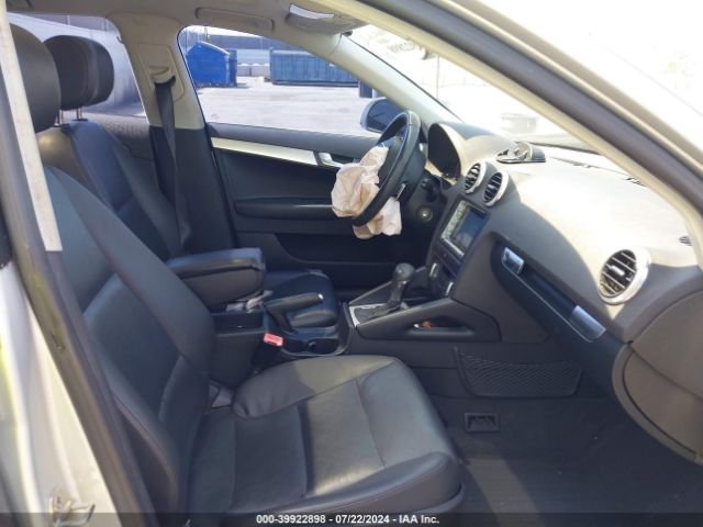 2010 AUDI A3 WAUKEAFM8AA072664 Photo 4