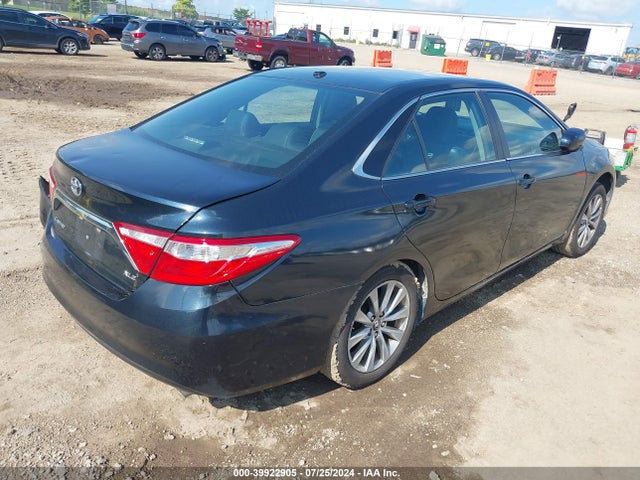 Toyota CAMRY XLE 2017 4T1BF1FK7HU358217 Image 4
