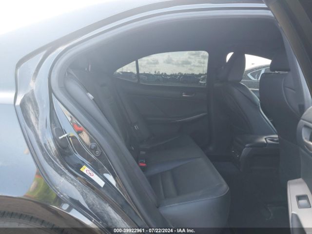 JTHBA1D21J5064560 Lexus IS 300