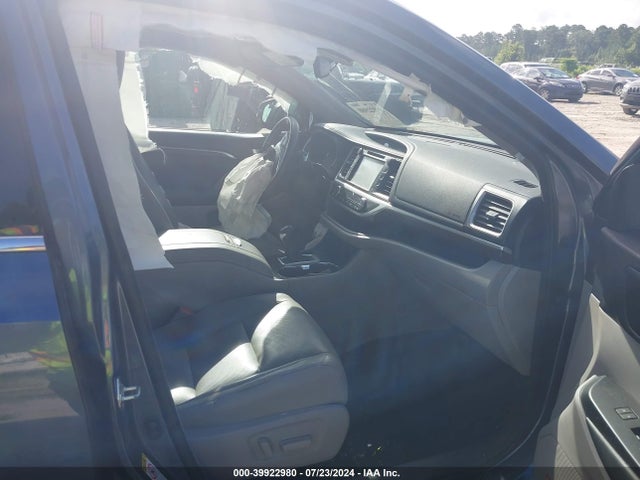 5TDDKRFH3FS196468 Toyota Highlander Limited V6