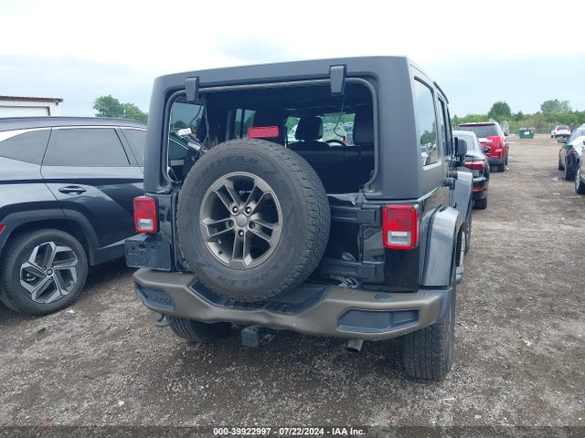 1C4BJWEG5GL244962 Jeep Wrangler Unlimited 75th Anniversary