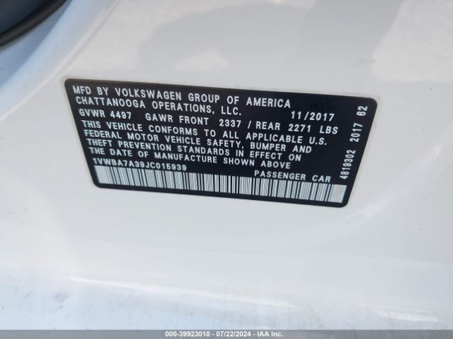 1VWBA7A39JC015939 Volkswagen Passat 2.0t Se