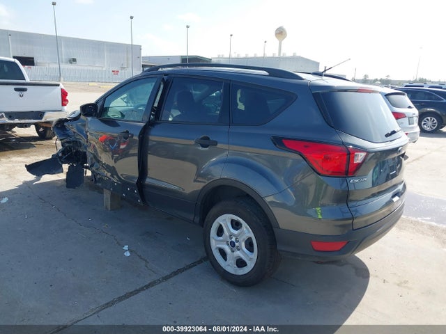 1FMCU0F73KUA65647 Ford ESCAPE S
