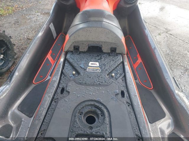 2020 SEADOO SEADOO YDV27966K920      Photo 7