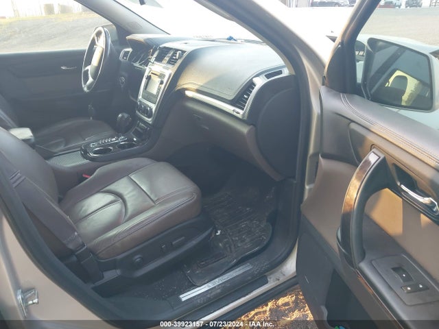 1GKKRSKDXEJ115642 GMC Acadia Slt-2