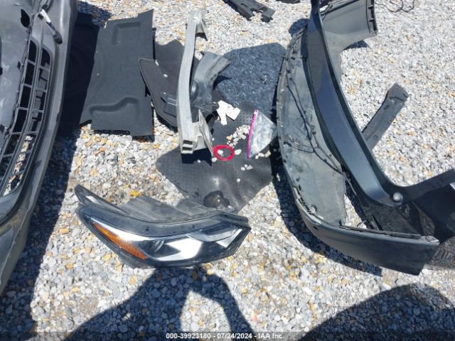 2GNAXJEV9J6307516 Chevrolet EQUINOX LT