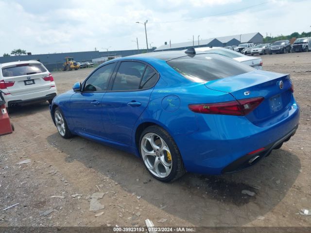 ZARFAEENXJ7575407 Alfa Romeo Giulia Ti Sport Awd