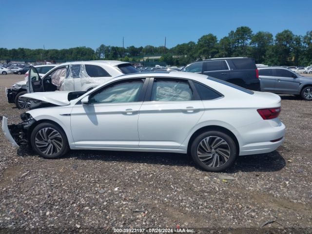 3VWE57BU4MM017156 Volkswagen Jetta 1.4t Sel