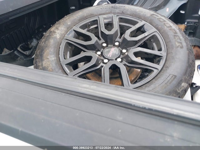 GMC Sierra 1500 4wd  Short Box Elevation 2020 3GTU9CED8LG248324 Image 12