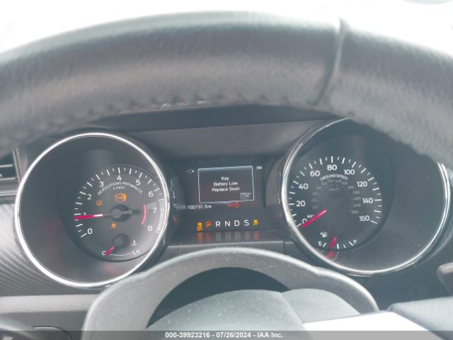 1FA6P8AM1F5406764 Ford Mustang V6