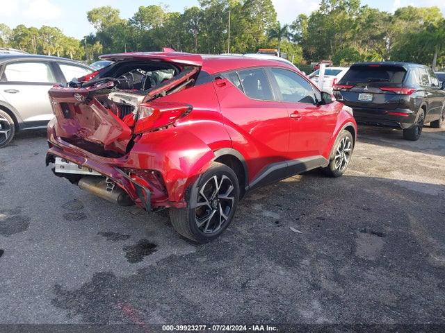 Toyota C-HR XLE 2019 NMTKHMBX8KR068192 Image 4