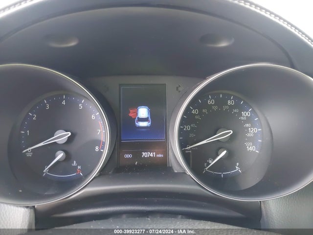 Toyota C-HR XLE 2019 NMTKHMBX8KR068192 Image 7